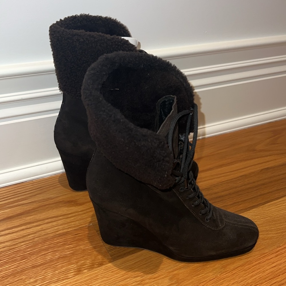 Prada women’s wedged boots brown suede with Sherling size 39 and 1/2 - Picture 2 of 8
